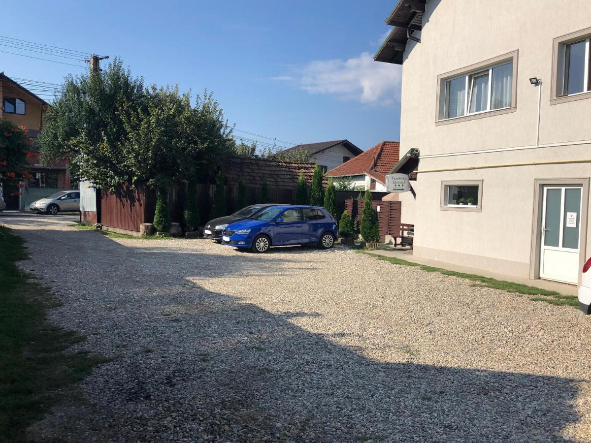 Pensiunea Saseasca Leresti Dış mekan fotoğraf